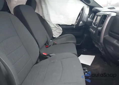 2022 Ram 1500 Classic Warlock 4X4 6'4 Box z USA, uszkodzony, nr VIN 1C6RR7GG5NS148754